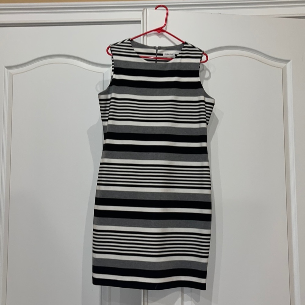 Calvin Klein Dress | horizontal stripes